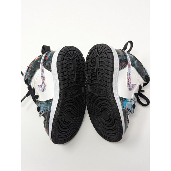 AIR JORDAN 1 MID SE TD 'TAKE FLIGHT' Size 5C - Picture 7 of 9